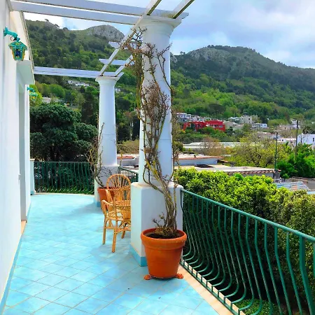 Regina Di Capri - Maria - Villa