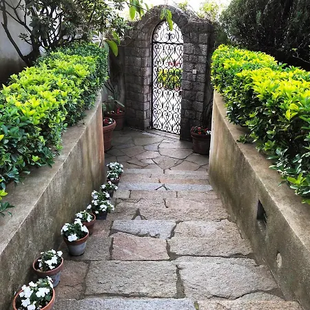 Villa Regina Di Capri - Maria - *