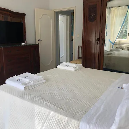 Villa Regina Di Capri - Maria - *