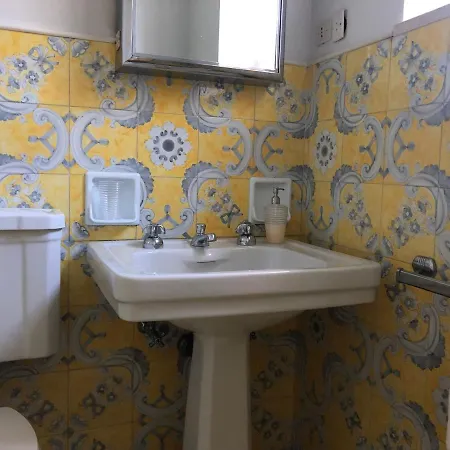 Regina Di Capri - Maria - Villa *